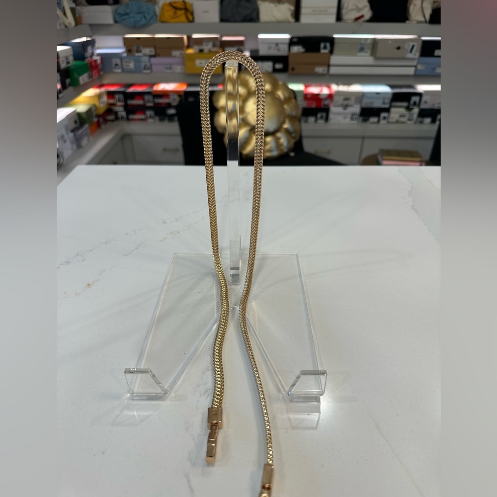 Unbranded gold chain for bags